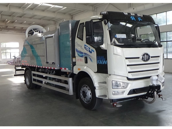 10方純電動(dòng)多功能噴霧車